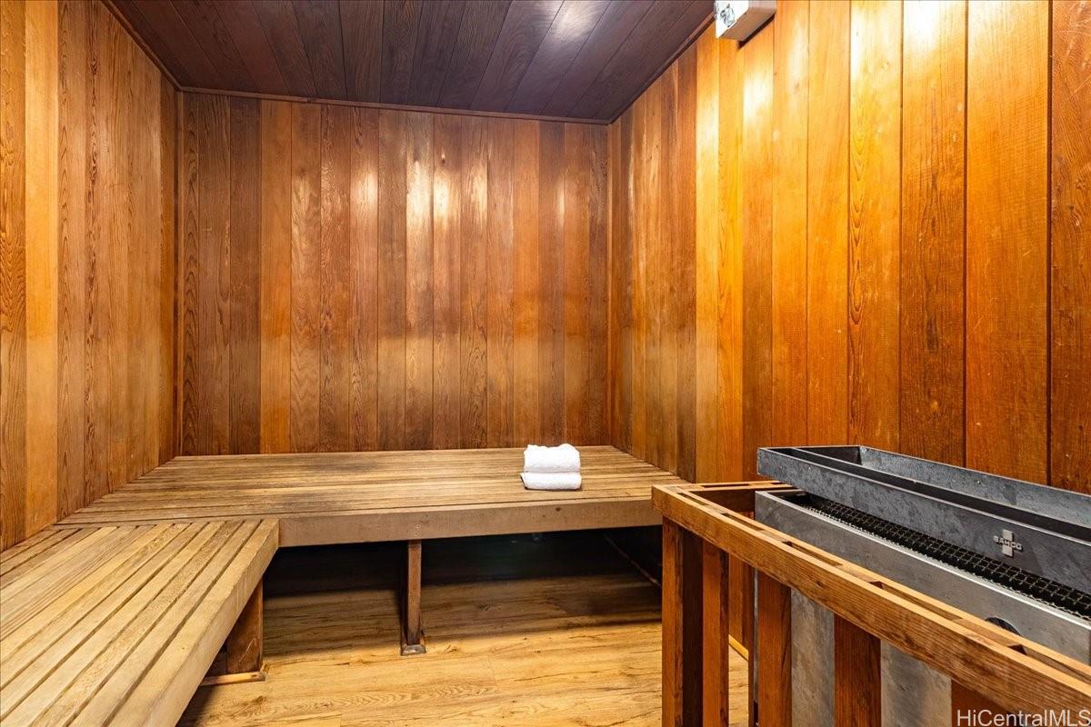 Sunset Lakeview condo # A/PH2, Honolulu, Hawaii - photo 23 of 25