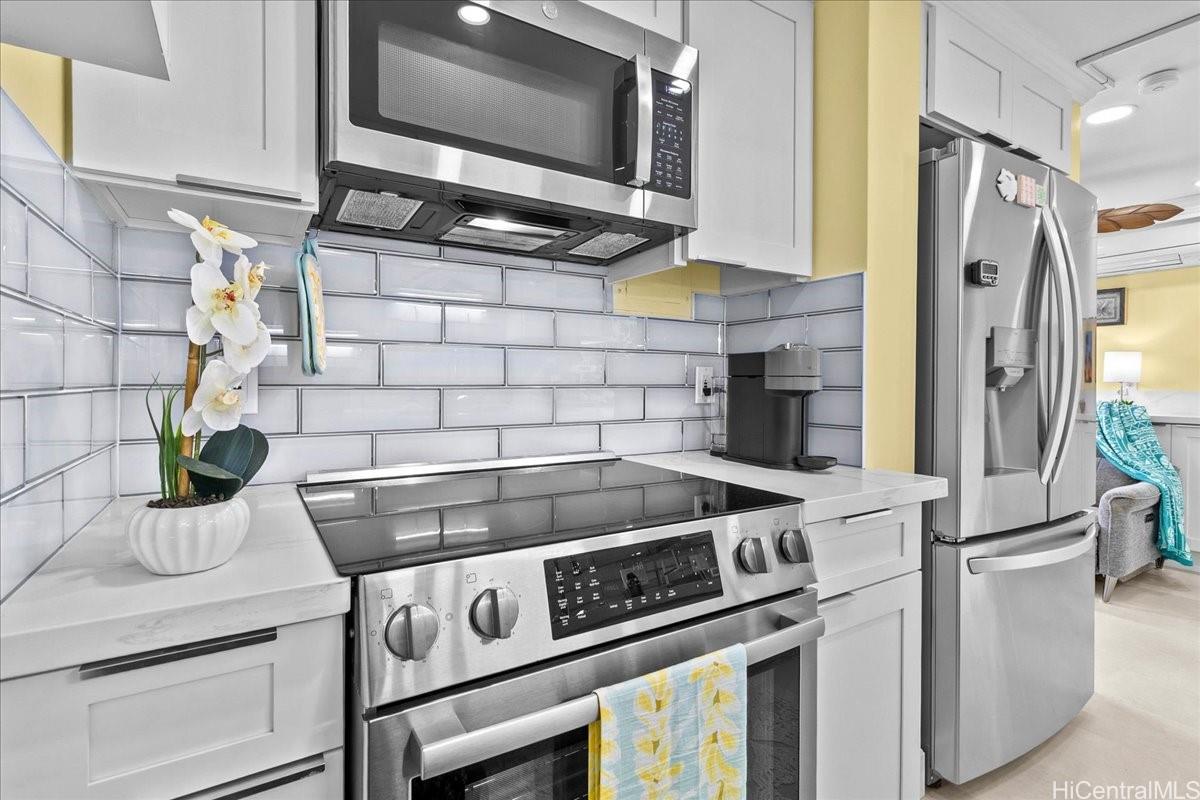 Sunset Lakeview condo # A/PH2, Honolulu, Hawaii - photo 6 of 25