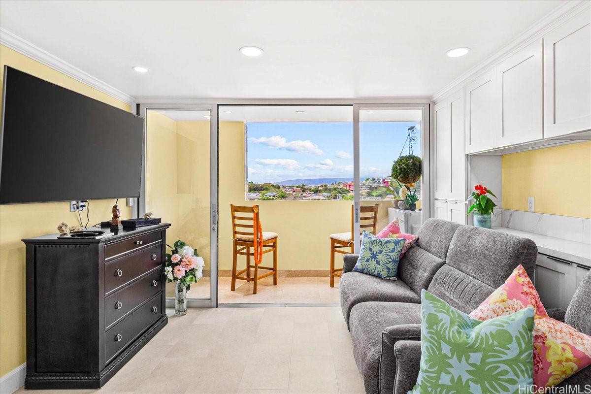 Sunset Lakeview condo # A/PH2, Honolulu, Hawaii - photo 8 of 23