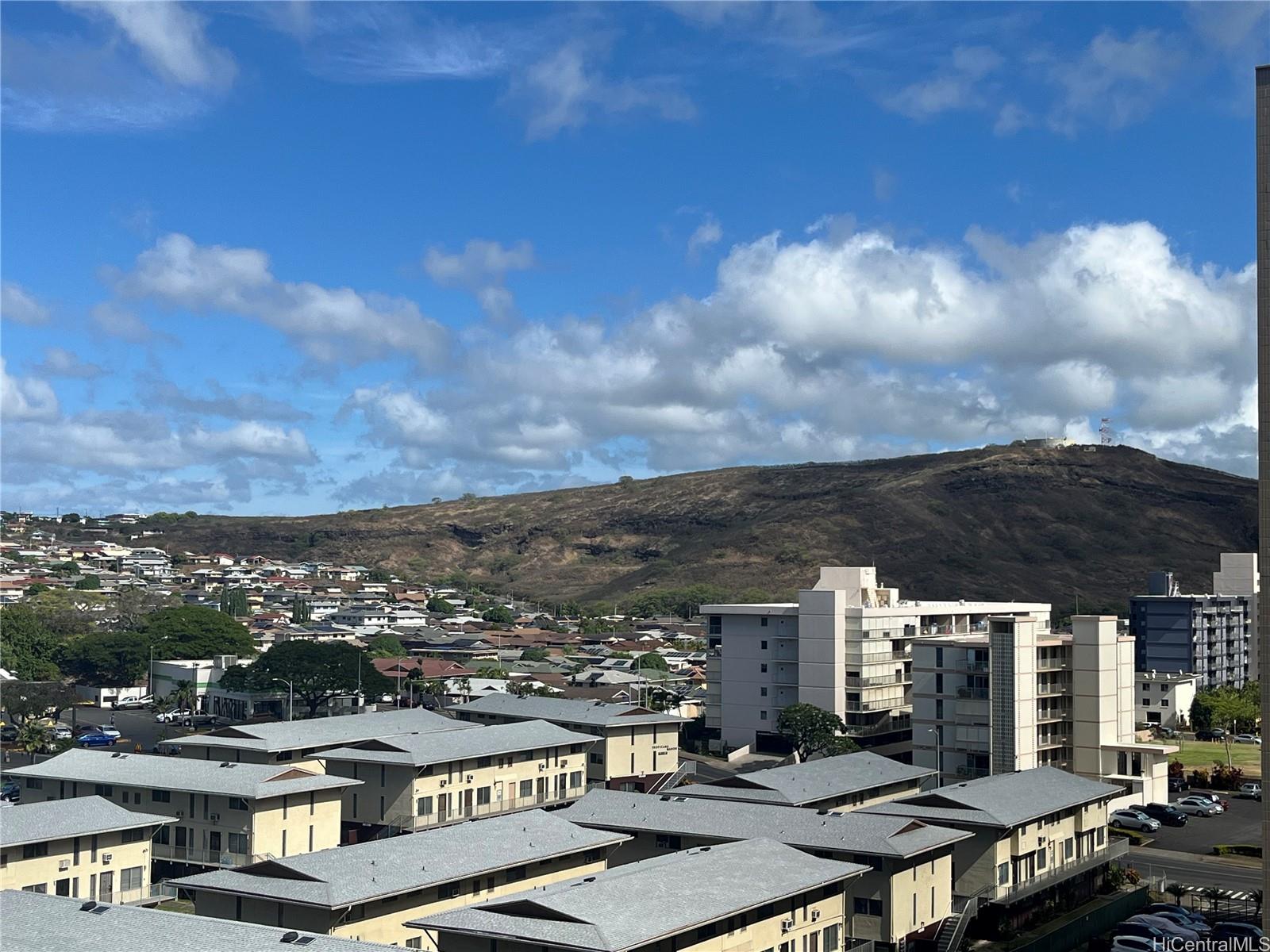 Sunset Lakeview condo # B801, Honolulu, Hawaii - photo 15 of 19