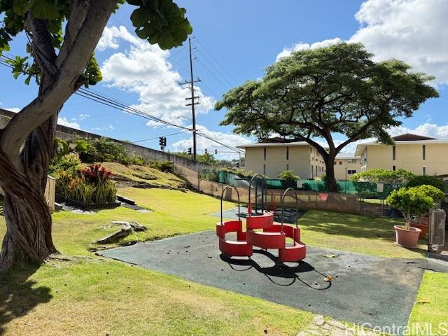 Sunset Lakeview condo # B803, Honolulu, Hawaii - photo 14 of 16