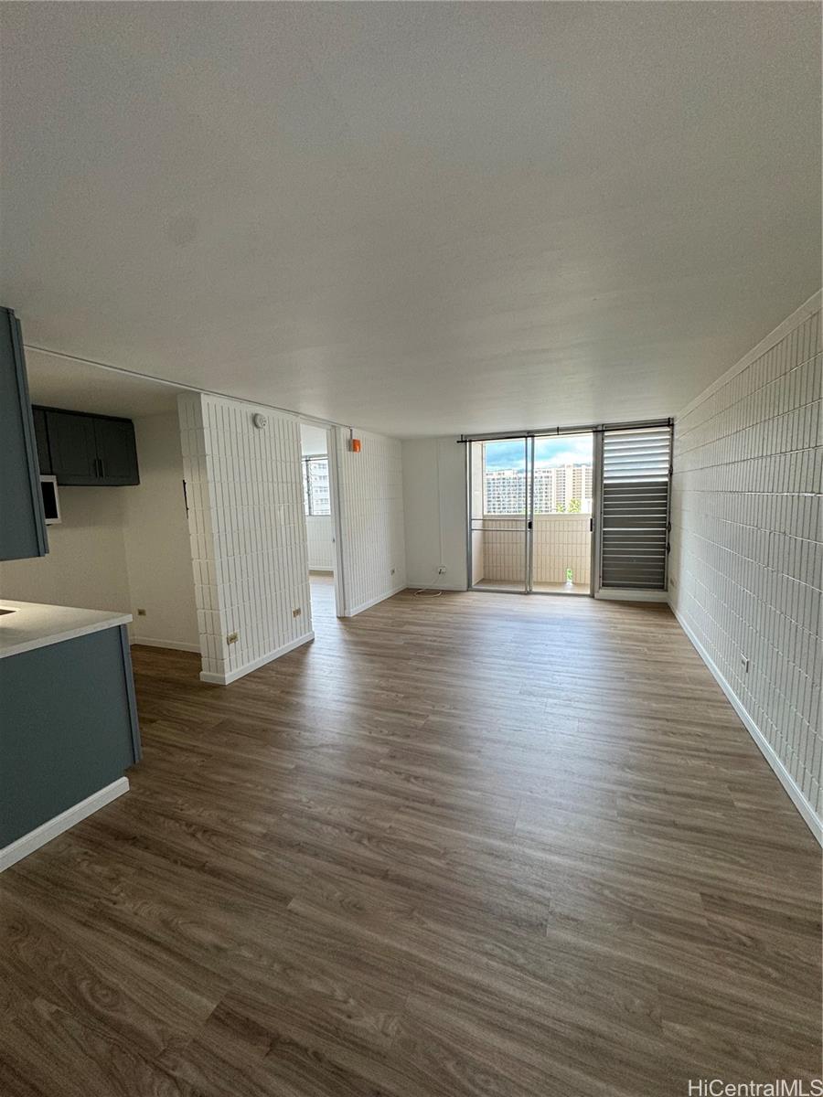 Sunset Lakeview condo # B909, Honolulu, Hawaii - photo 6 of 23