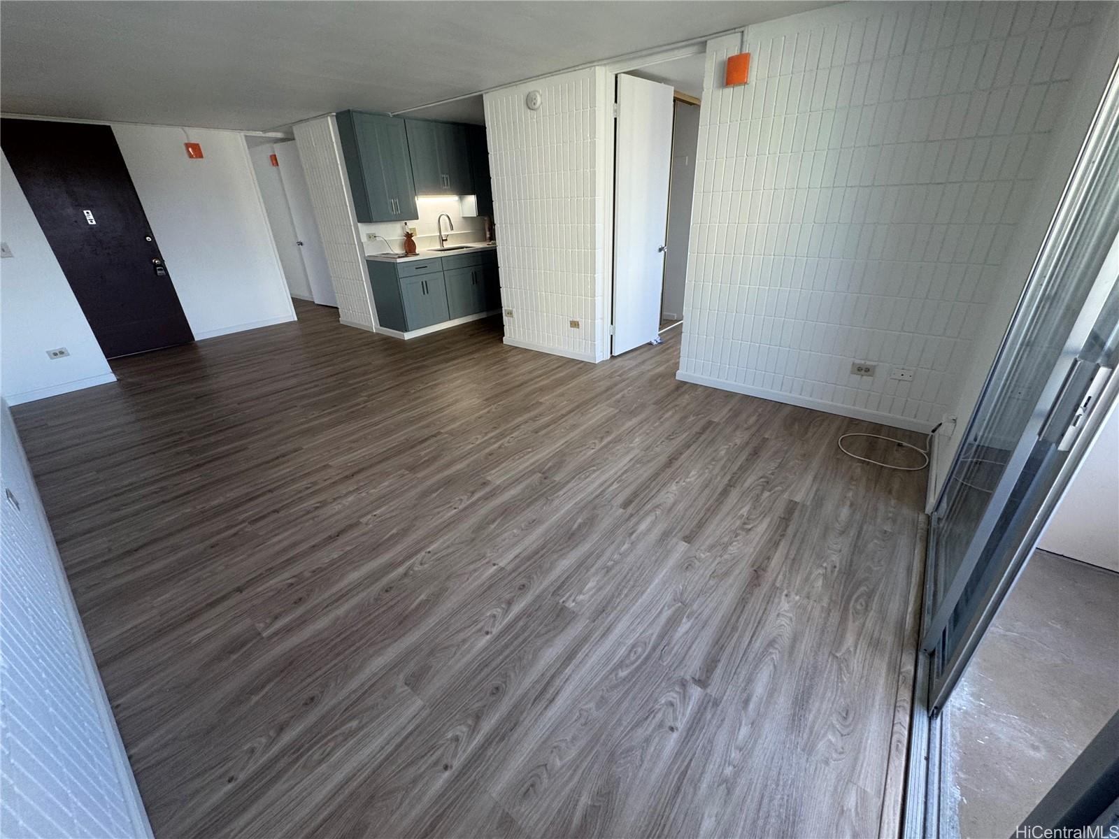 Sunset Lakeview condo # B909, Honolulu, Hawaii - photo 7 of 23