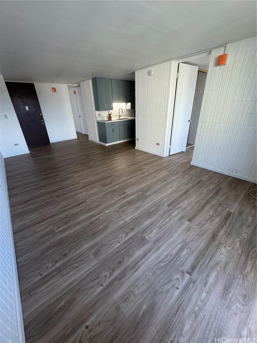 Sunset Lakeview condo # B909, Honolulu, Hawaii - photo 8 of 23