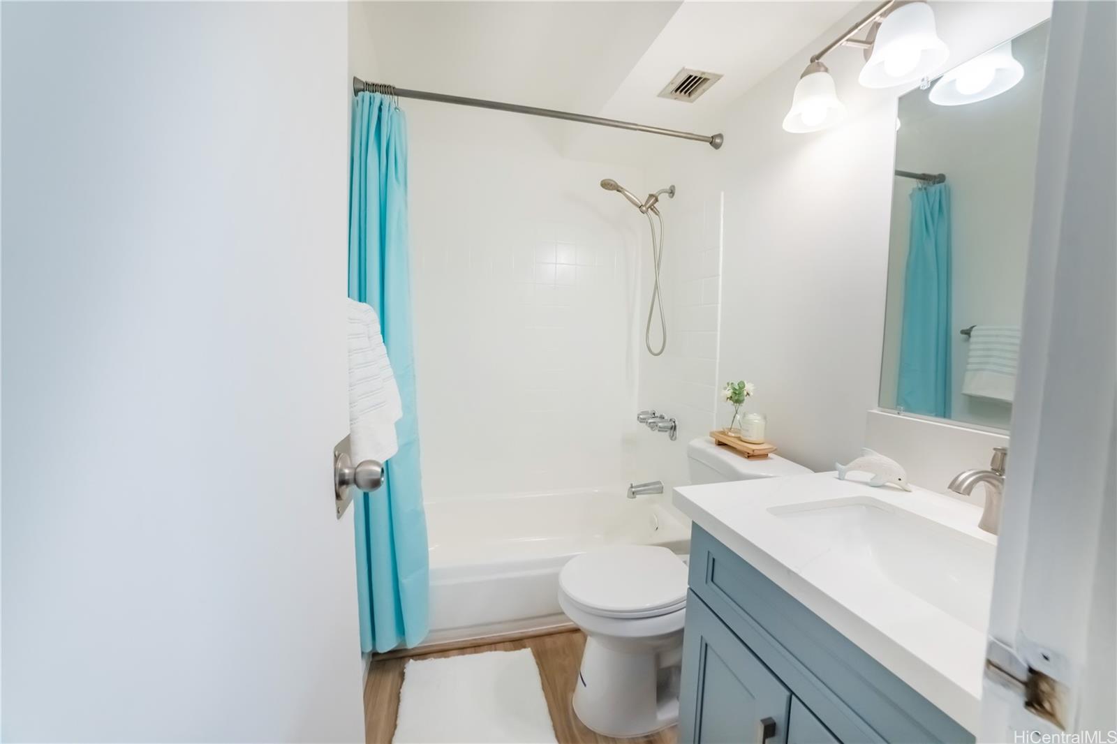 Sunset Lakeview condo # B909, Honolulu, Hawaii - photo 7 of 21