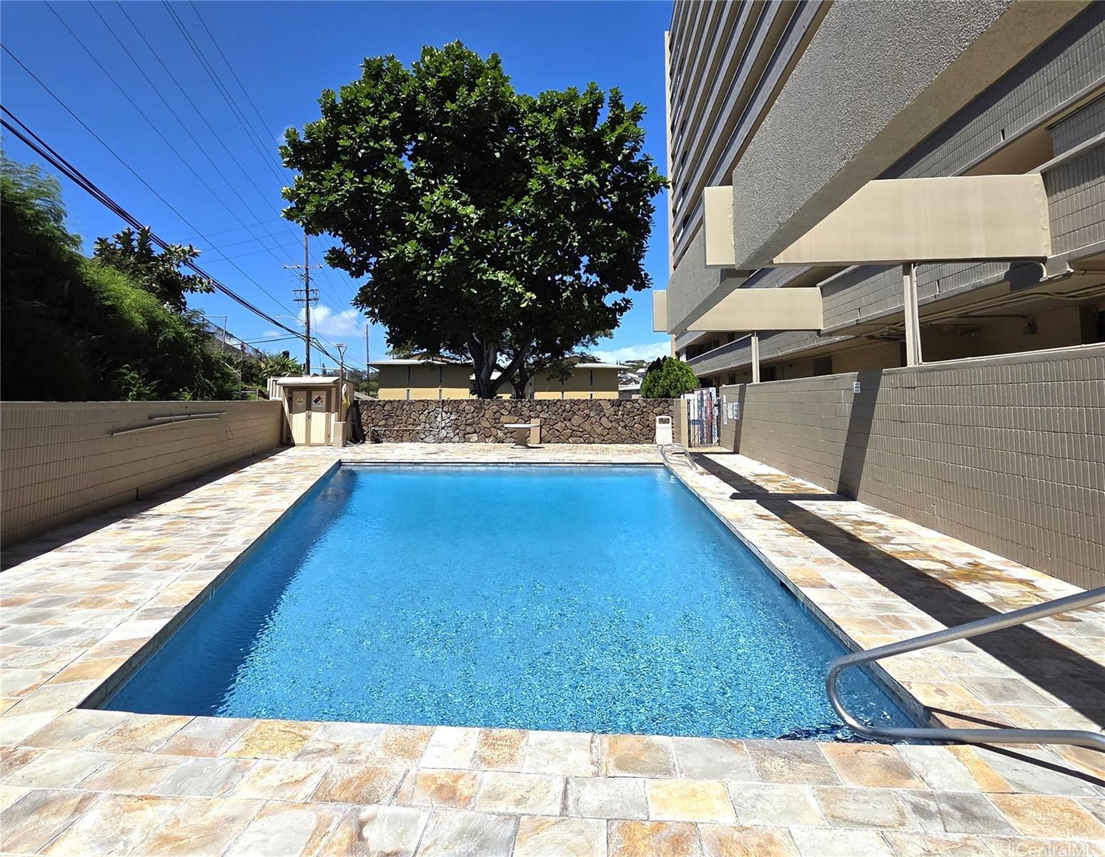 Sunset Lakeview condo # B PH12, Honolulu, Hawaii - photo 10 of 16