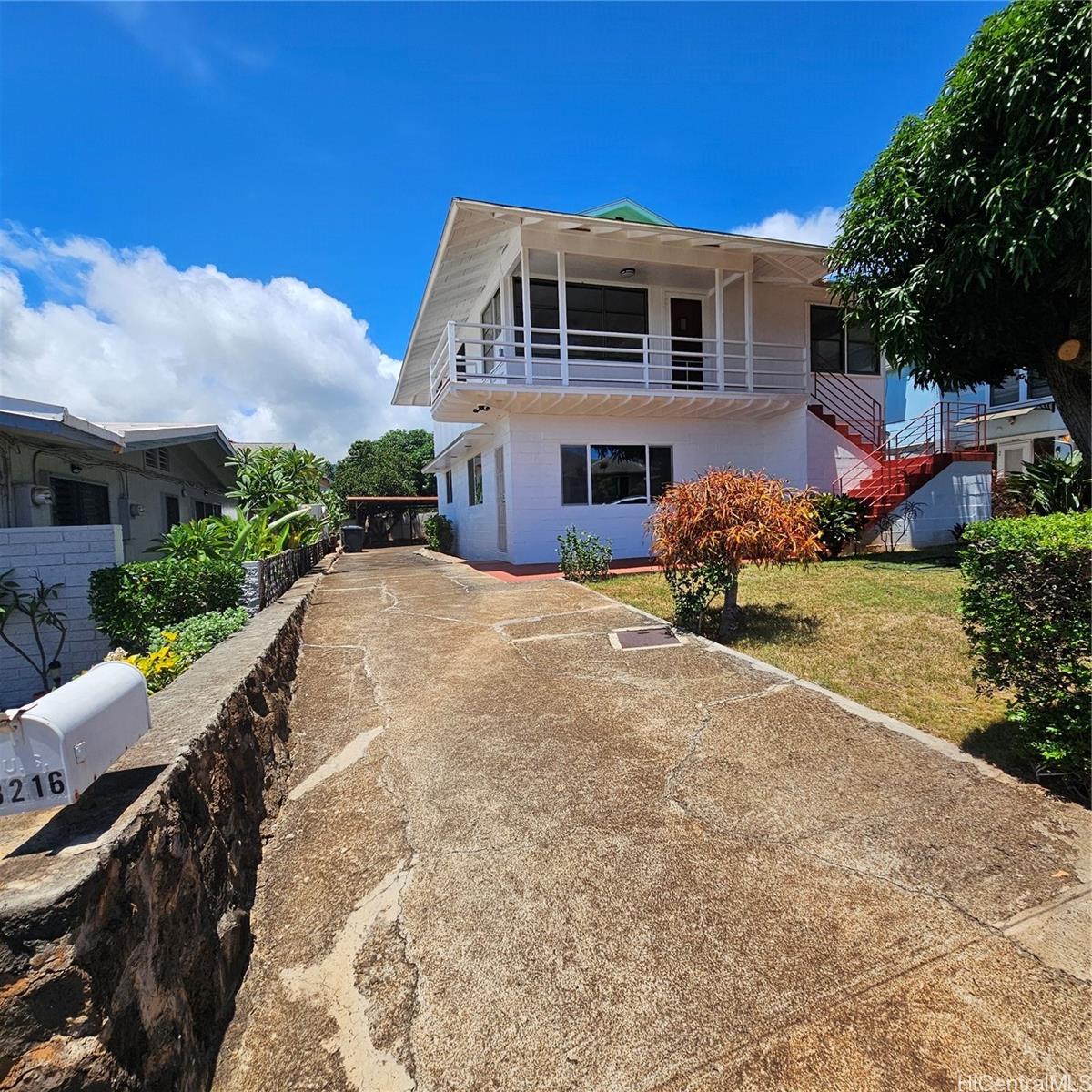 3216  Kaimuki Ave Kaimuki, Diamond Head home - photo 3 of 25