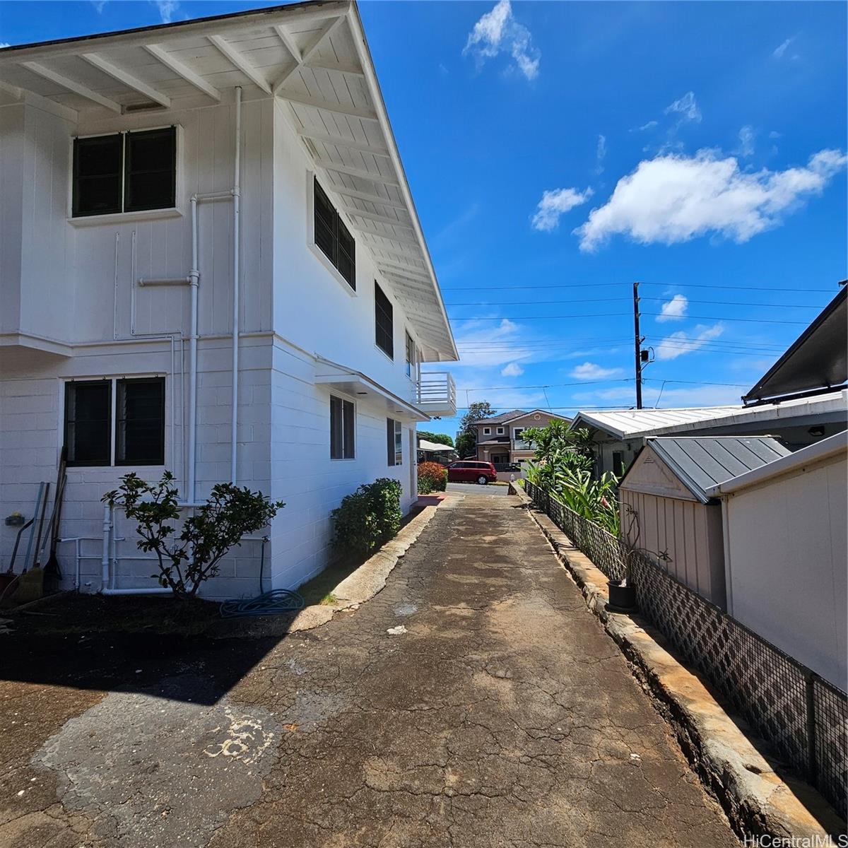 3216  Kaimuki Ave Kaimuki, Diamond Head home - photo 6 of 25
