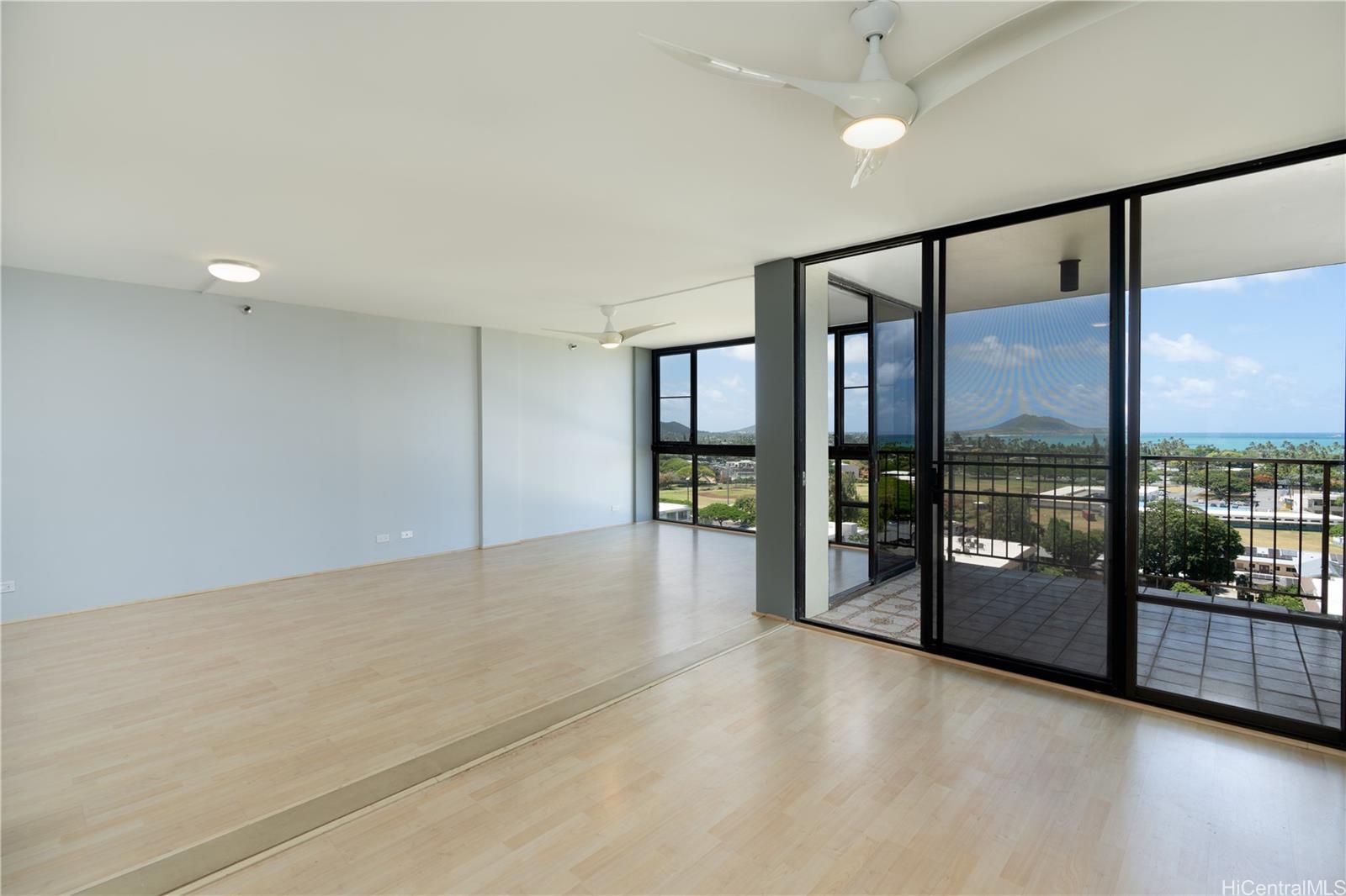 Windward Passage condo # 1305, Kailua, Hawaii - photo 4 of 19