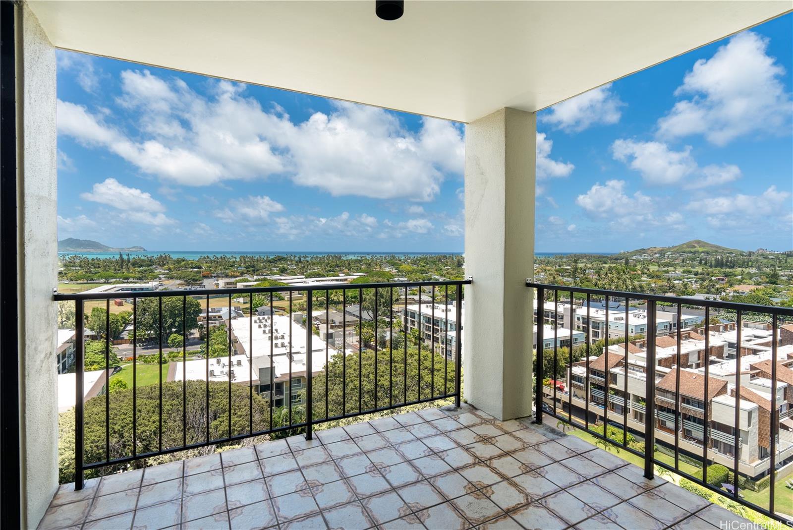 Windward Passage condo # 1305, Kailua, Hawaii - photo 5 of 19