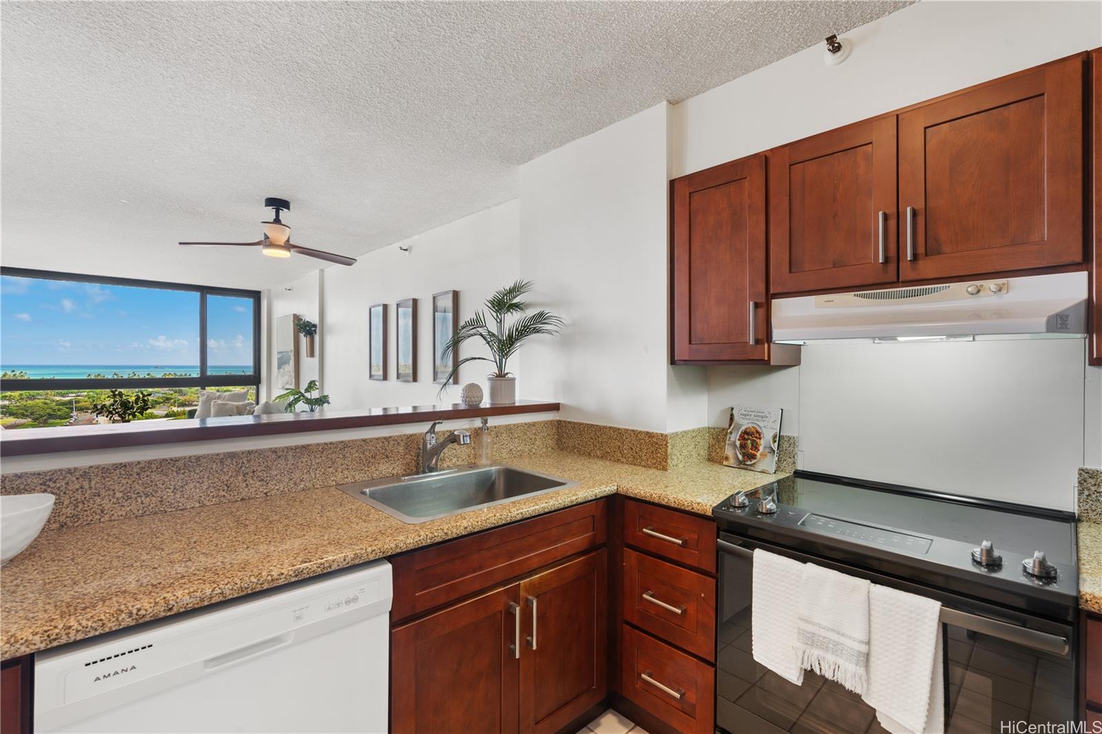 Windward Passage condo # 1403, Kailua, Hawaii - photo 2 of 19