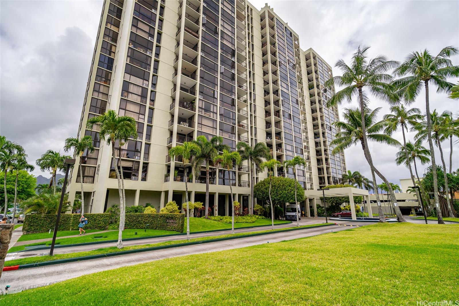 Windward Passage condo # 1708, Kailua, Hawaii - photo 2 of 25