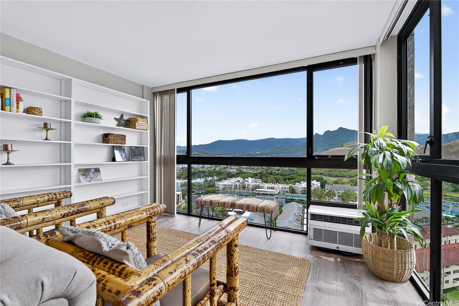 Windward Passage condo # 1708, Kailua, Hawaii - photo 5 of 25