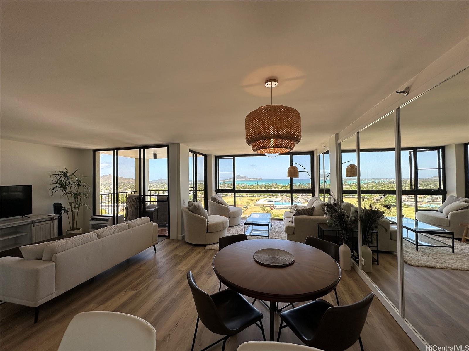 322 Aoloa St Kailua - Rental - photo 3 of 23