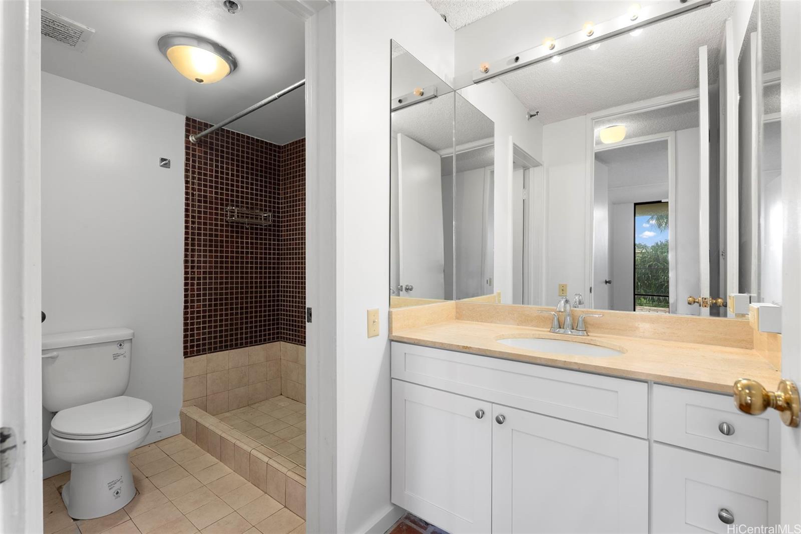 Windward Passage condo # 309, Kailua, Hawaii - photo 13 of 25