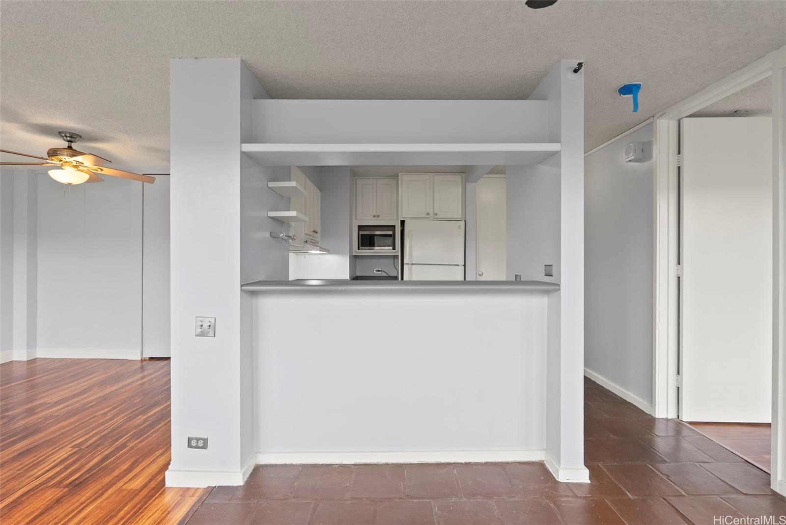 Windward Passage condo # 310, Kailua, Hawaii - photo 7 of 25