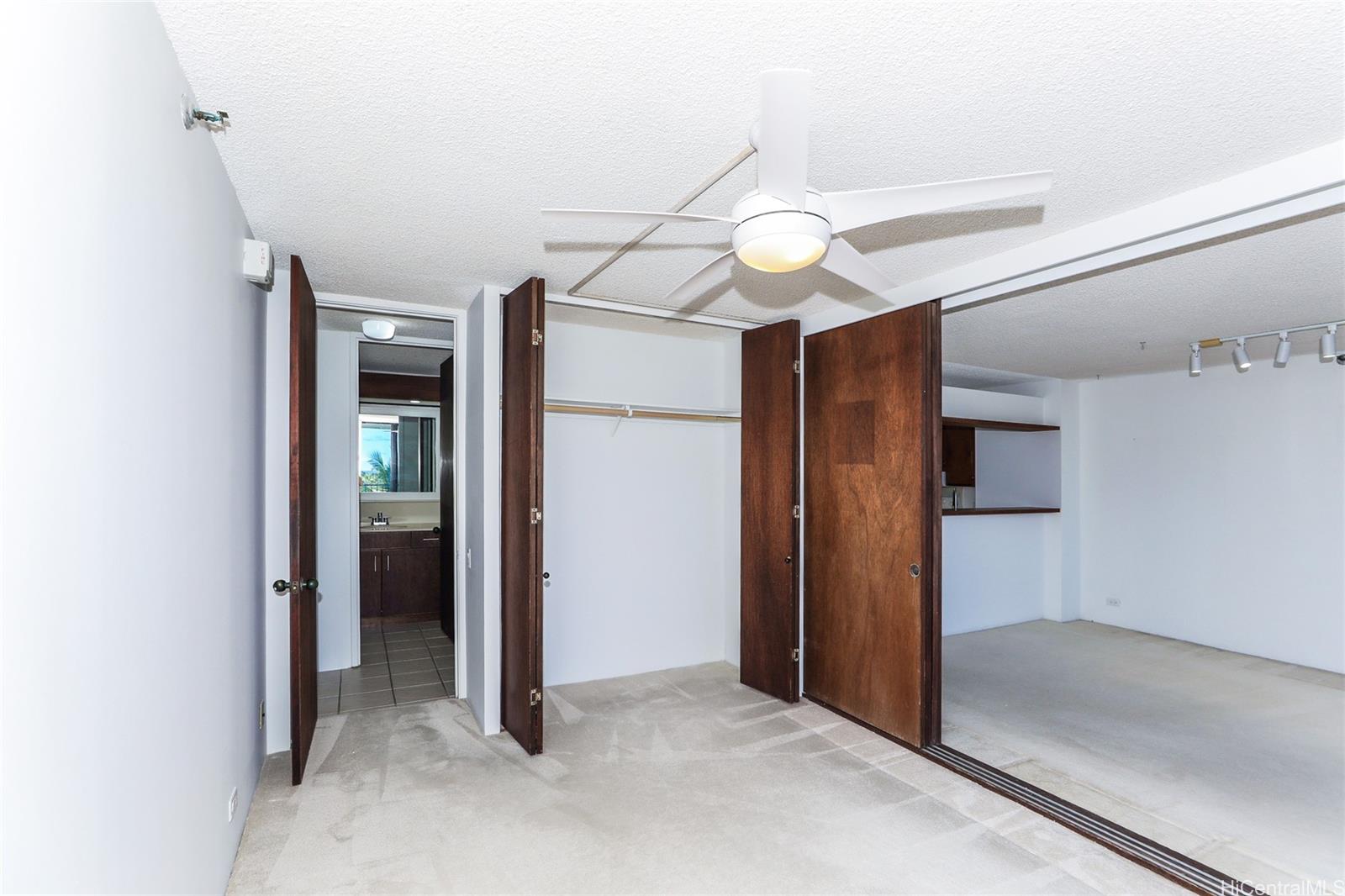 Windward Passage condo # 709, Kailua, Hawaii - photo 11 of 25