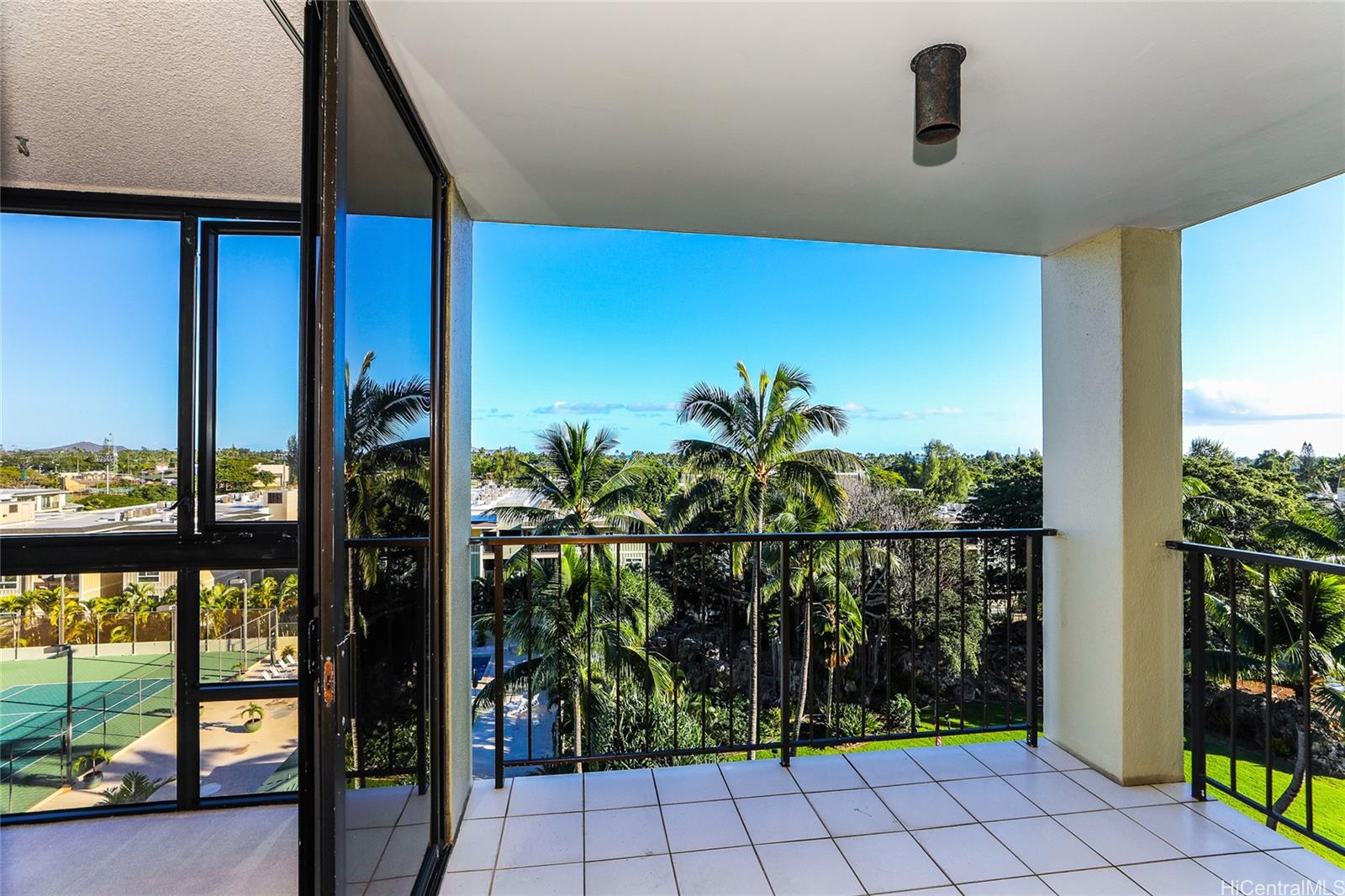 Windward Passage condo # 709, Kailua, Hawaii - photo 3 of 25