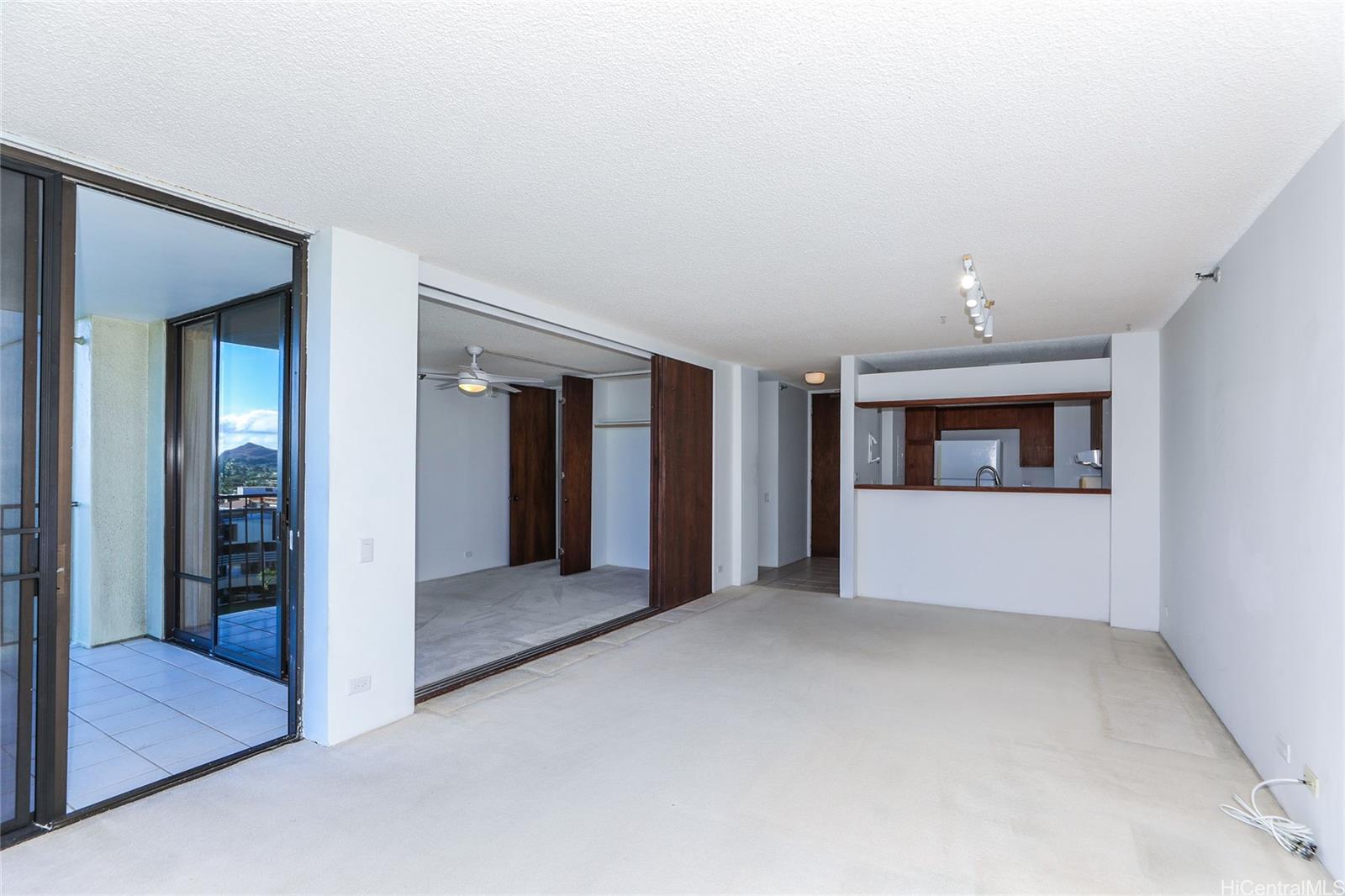 Windward Passage condo # 709, Kailua, Hawaii - photo 10 of 25