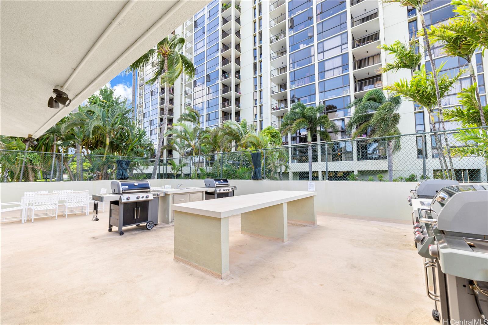 Windward Passage condo # 907, Kailua, Hawaii - photo 24 of 25