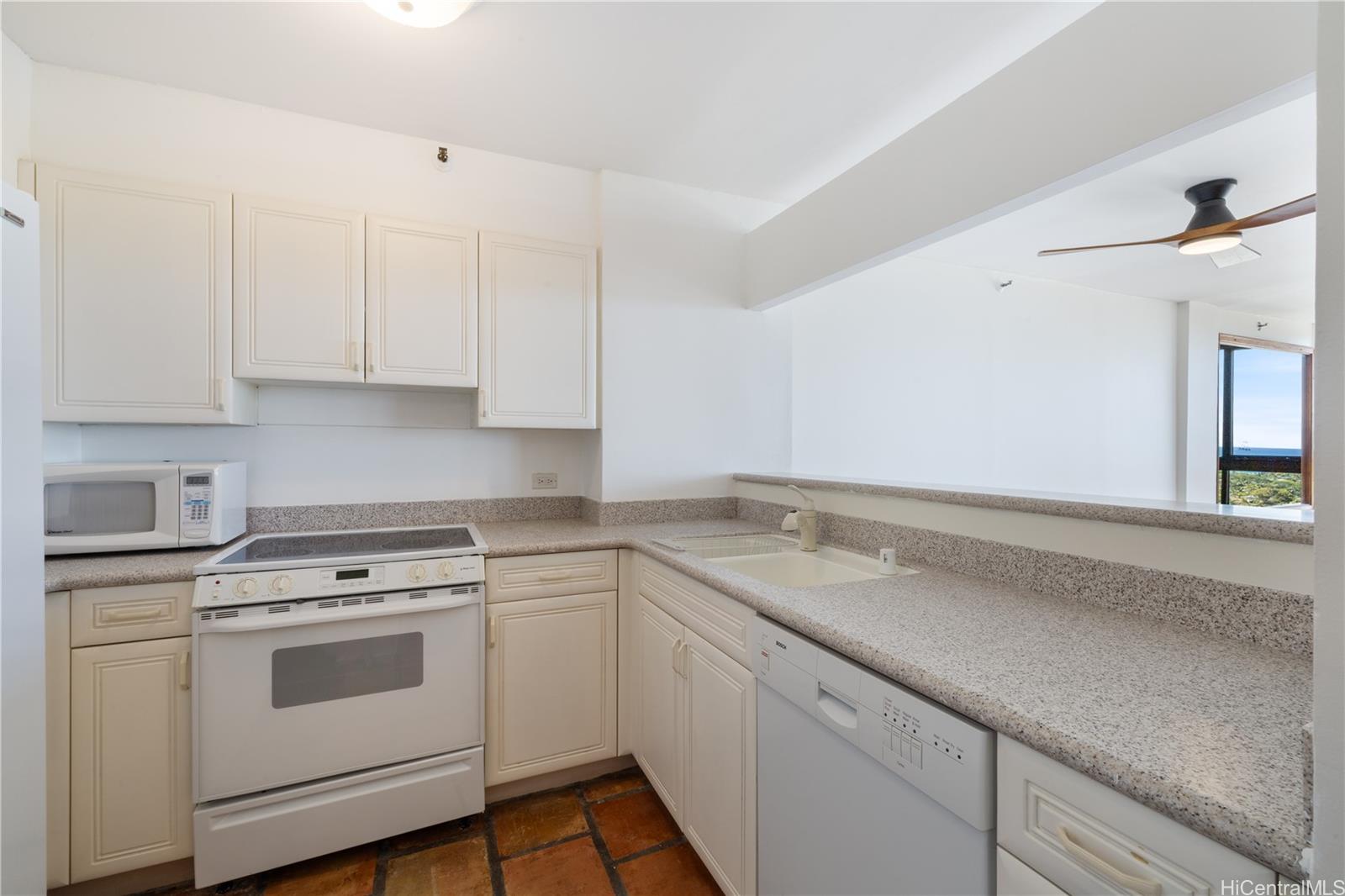 322 Aoloa St Kailua - Rental - photo 7 of 25