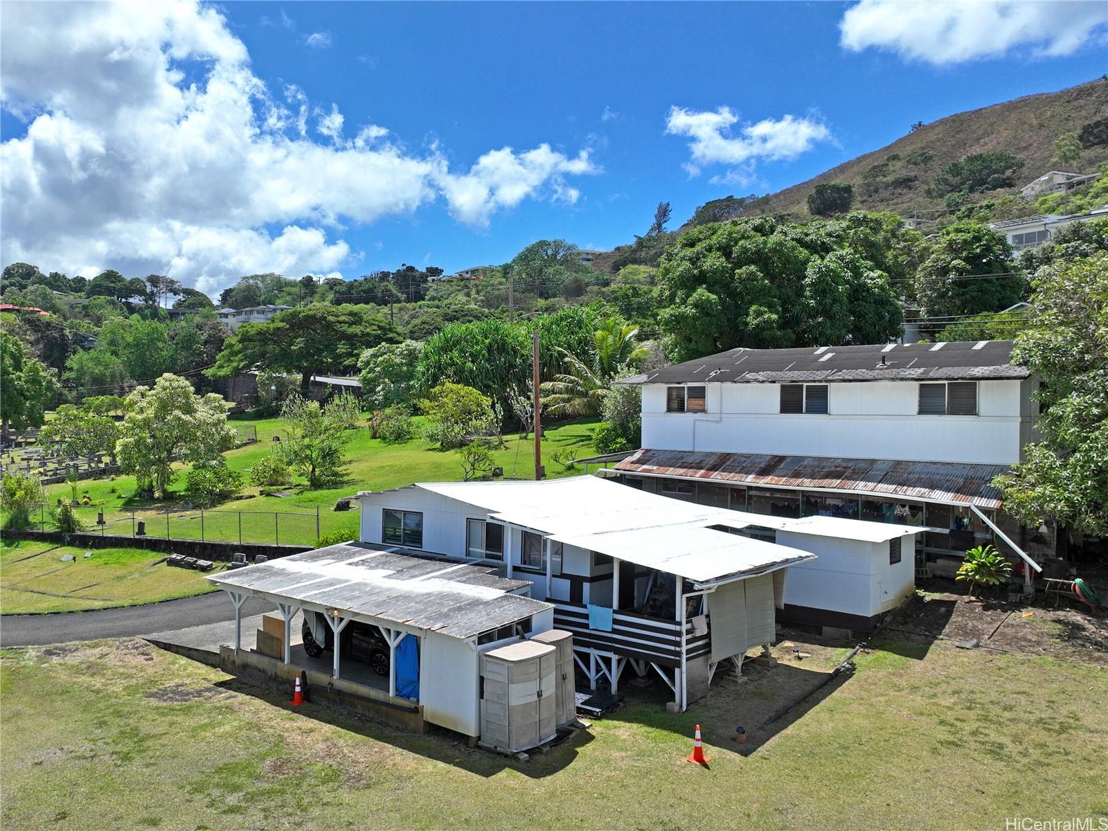 322 Auwaiolimu Street Honolulu - Multi-family - photo 3 of 18