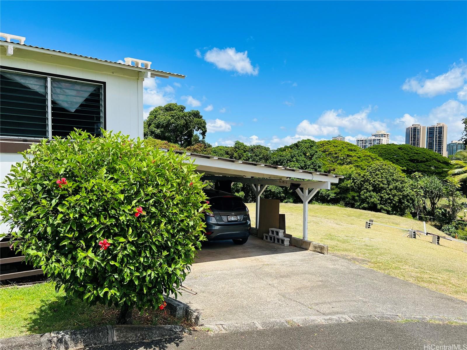 322 Auwaiolimu Street Honolulu - Multi-family - photo 8 of 18