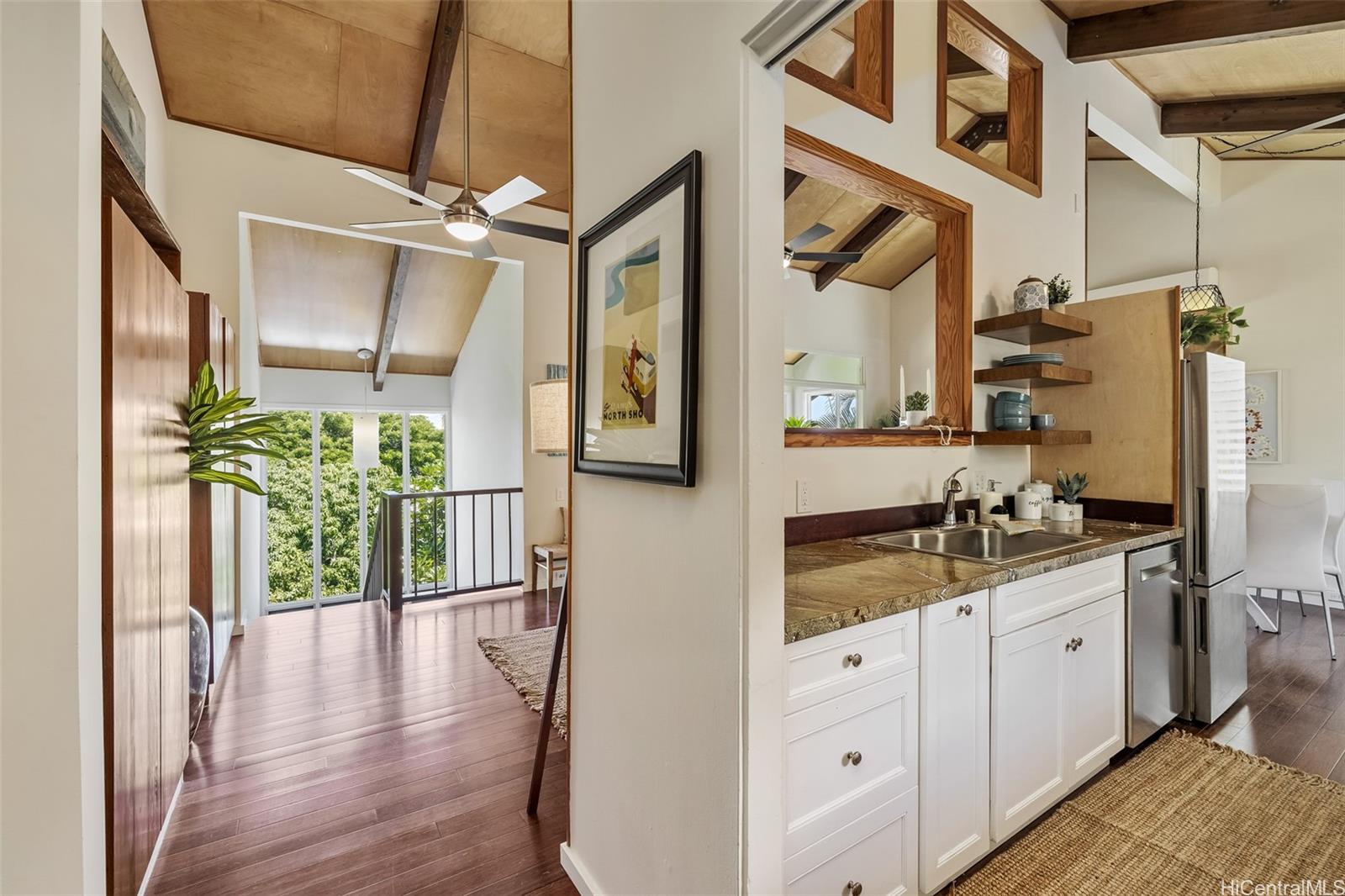 322  Lapa Place Lanikai, Kailua home - photo 4 of 25