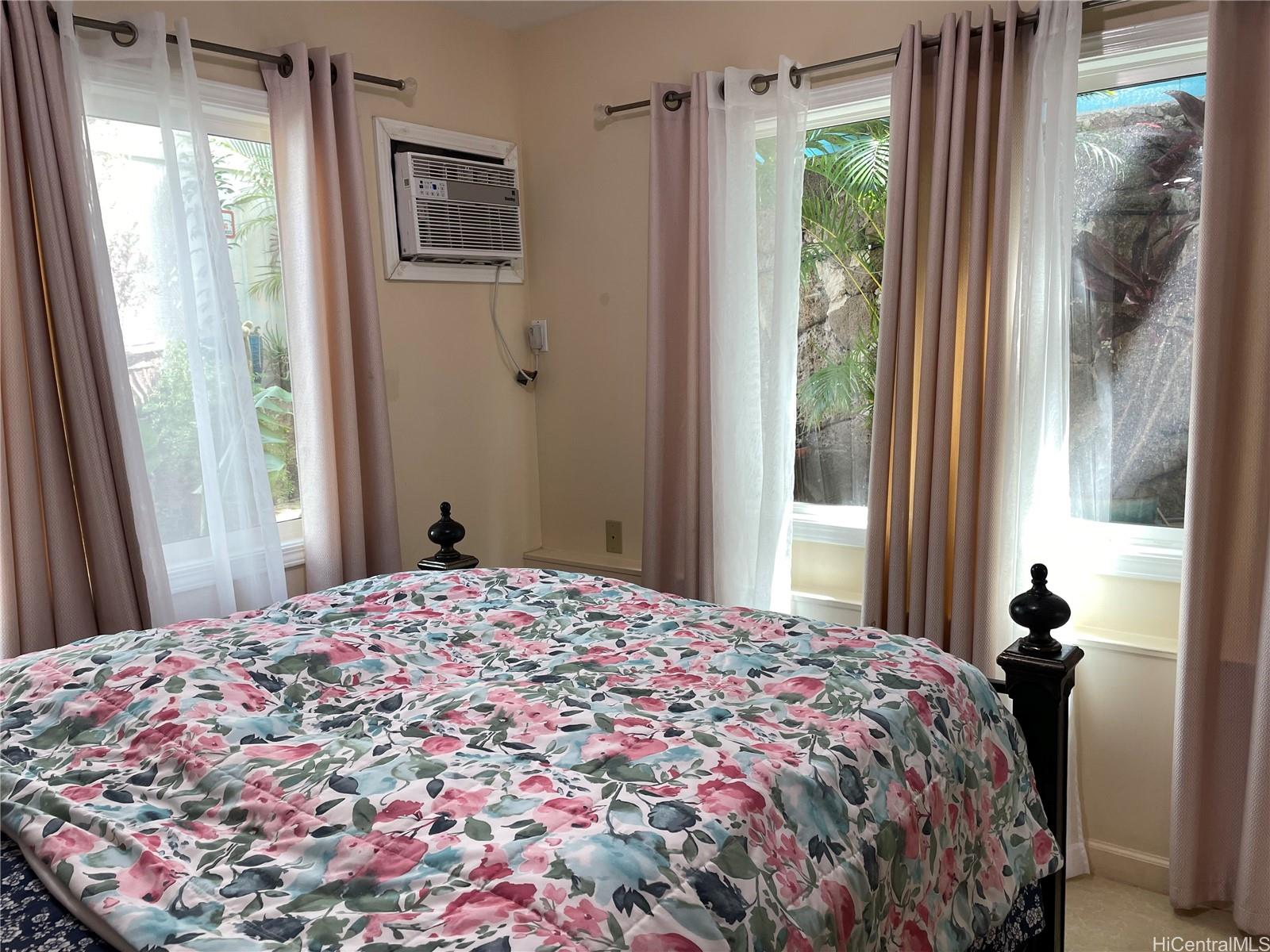 3223 Monsarrat Ave Honolulu - Rental - photo 7 of 12