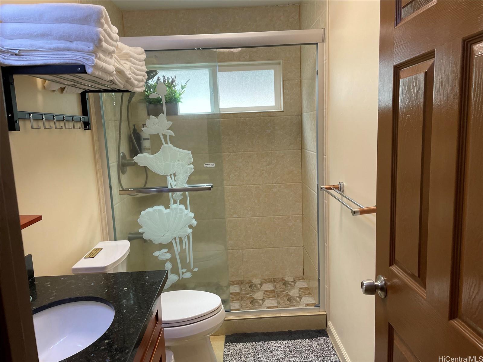 3223 Monsarrat Ave Honolulu - Rental - photo 9 of 12