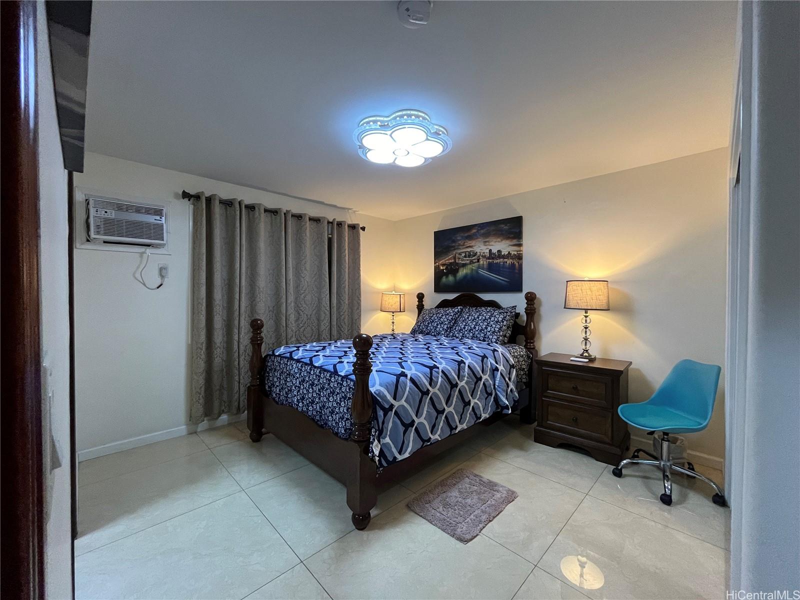 3223 A Monsarrat Ave Honolulu - Rental - photo 3 of 15