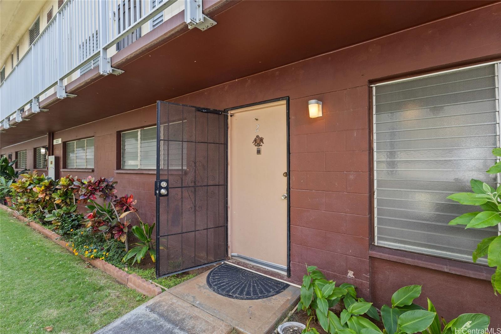 Tropicana Manor-Moanalua condo # 2, Honolulu, Hawaii - photo 17 of 25
