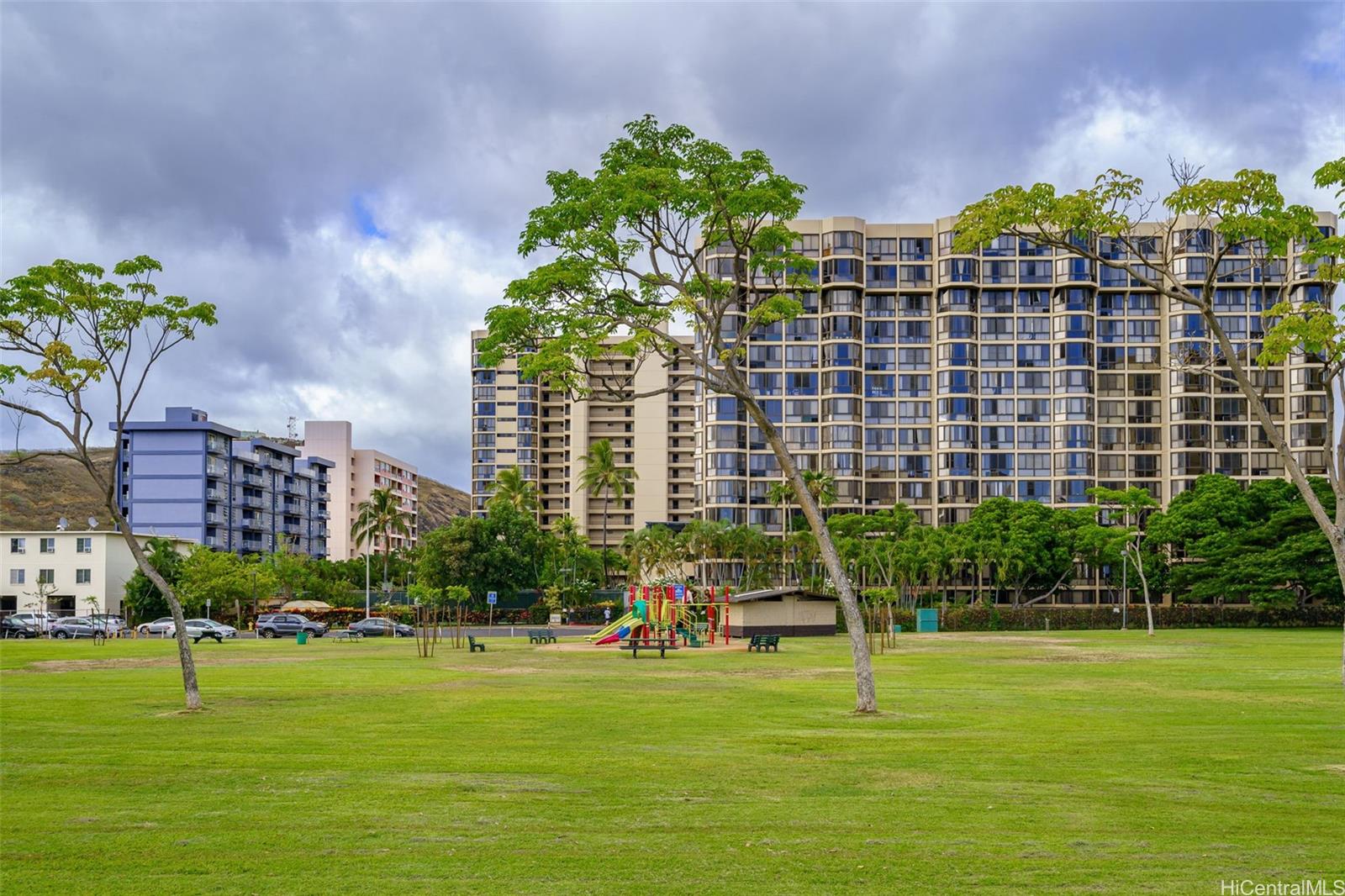 Lakeside Coronet condo # 303, Honolulu, Hawaii - photo 25 of 25