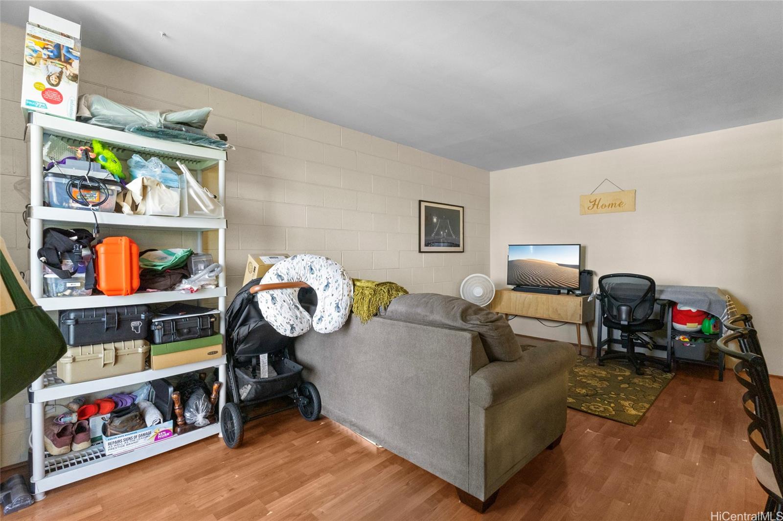 Lakeside Coronet condo # 402, Honolulu, Hawaii - photo 14 of 22