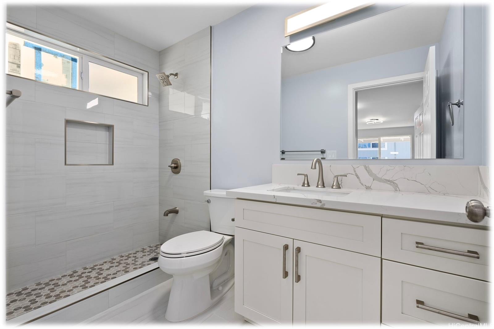 3232  Castle St Kapahulu, Diamond Head home - photo 7 of 25