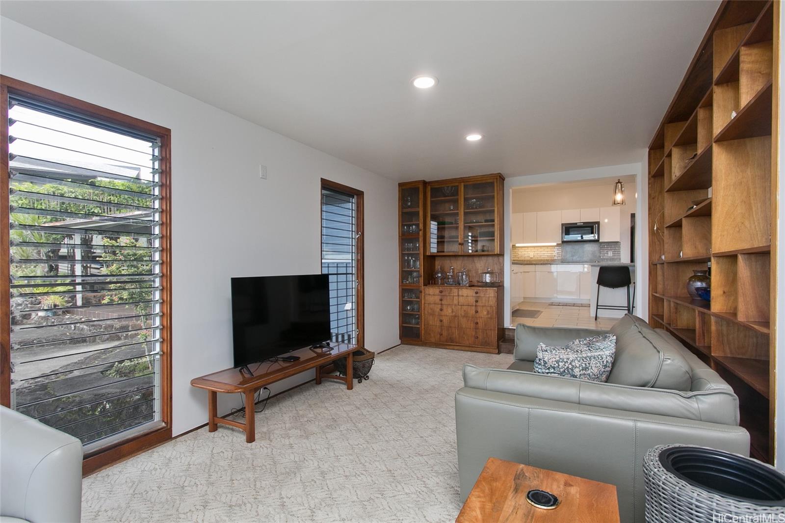 3233  Pacific Heights Road Pacific Heights, Honolulu home - photo 8 of 25