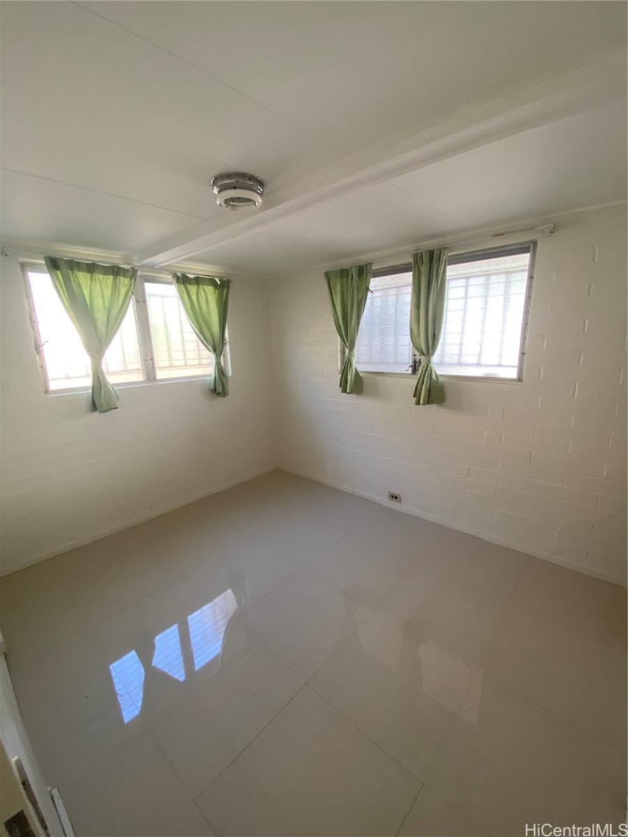 3237 Charles St Honolulu - Rental - photo 6 of 11