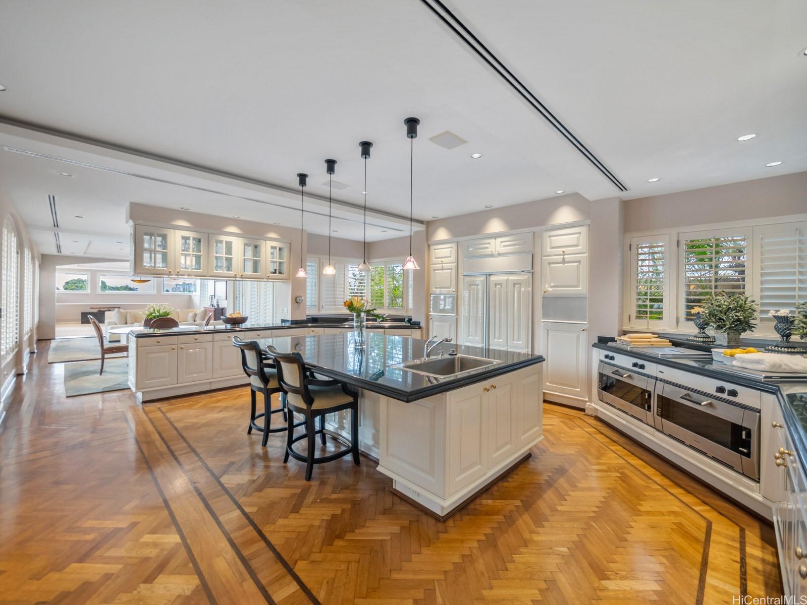 3239  Noela Drive Diamond Head, Diamond Head home - photo 15 of 25