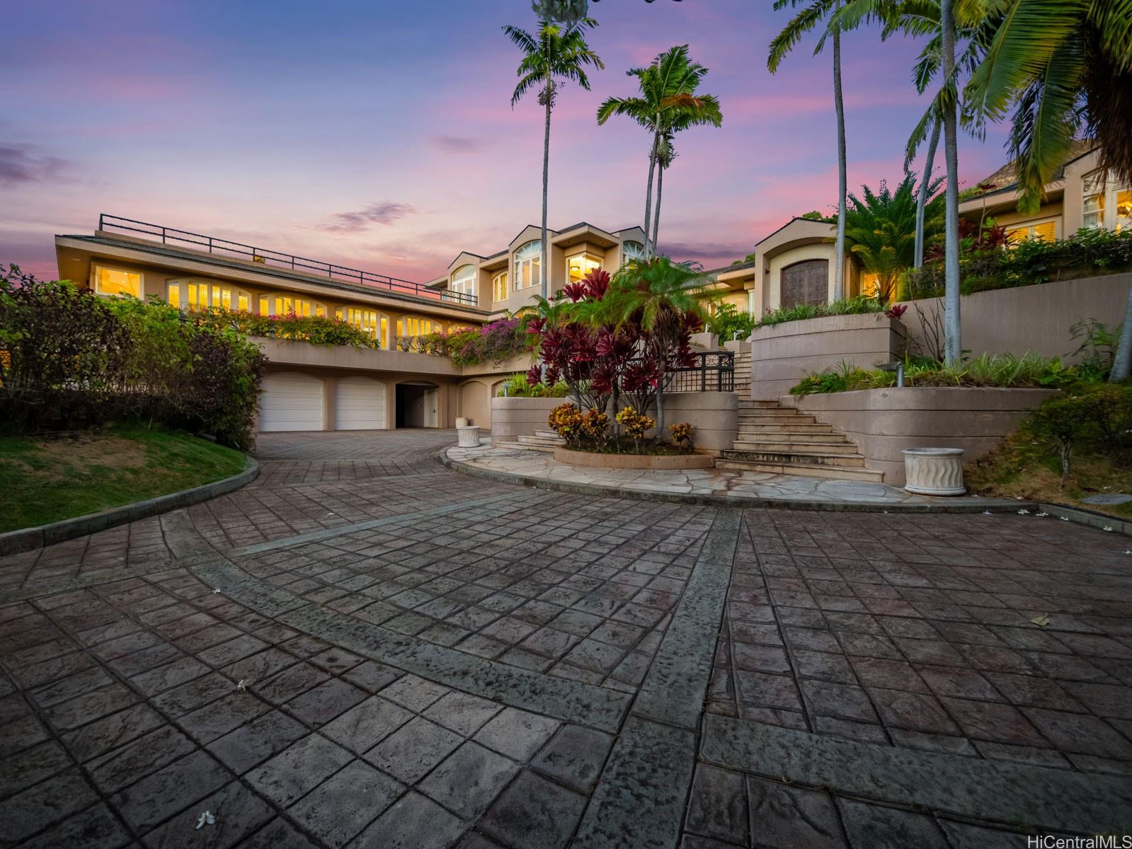 3239  Noela Drive Diamond Head, Diamond Head home - photo 5 of 25