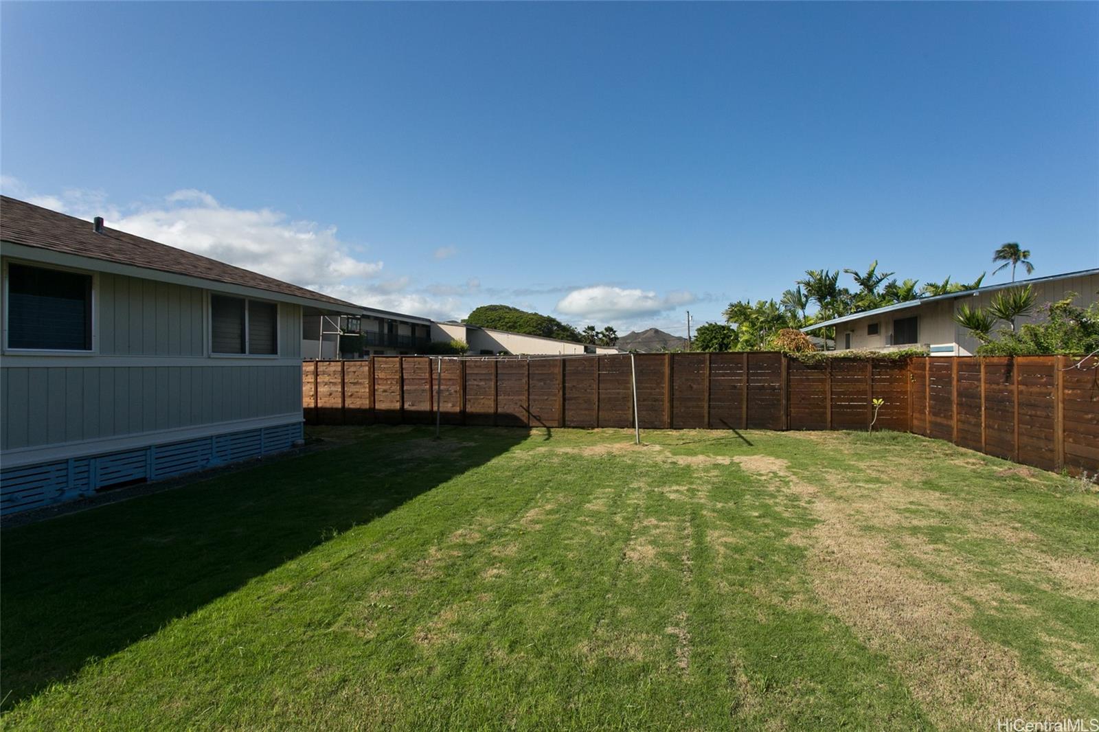 324  Hualani Street Coconut Grove, Kailua home - photo 17 of 20