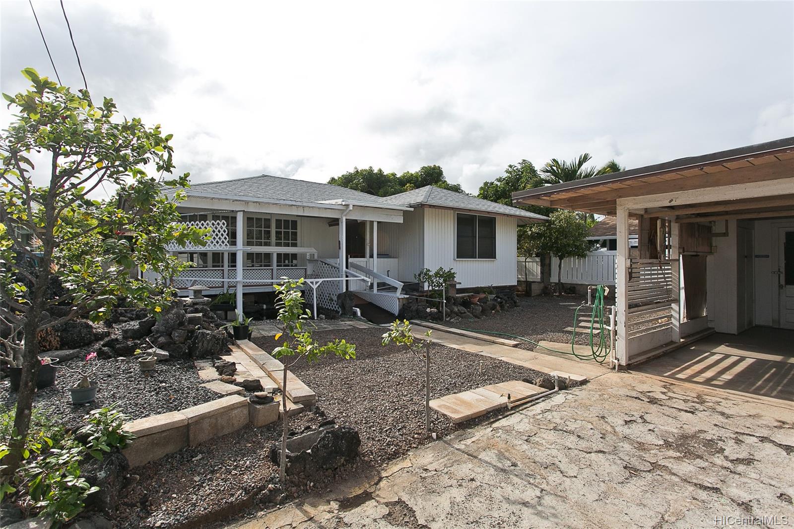324D Kalama Street , Kailua, Hi 96734 Coconut Grove