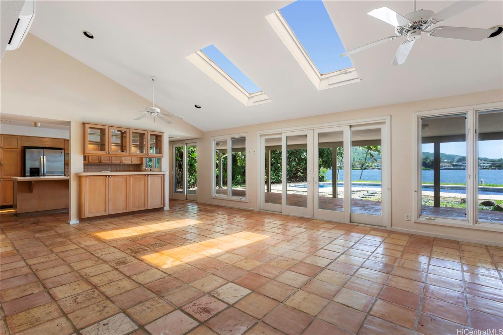 325  Hamakua Dr Enchanted Lake, Kailua home - photo 5 of 15