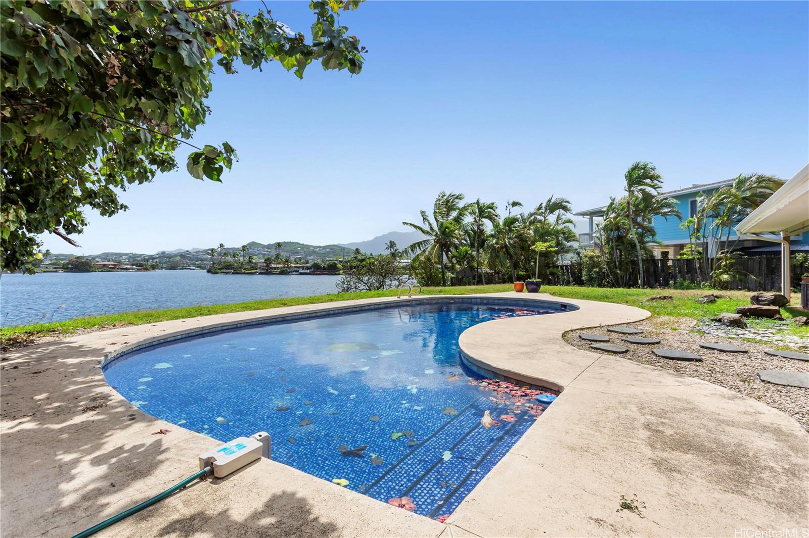 325  Hamakua Dr Enchanted Lake, Kailua home - photo 9 of 15