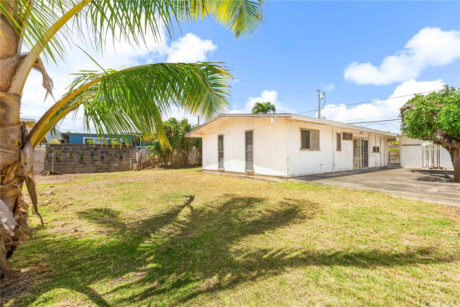 325  Olomana Street Coconut Grove, Kailua home - photo 18 of 25