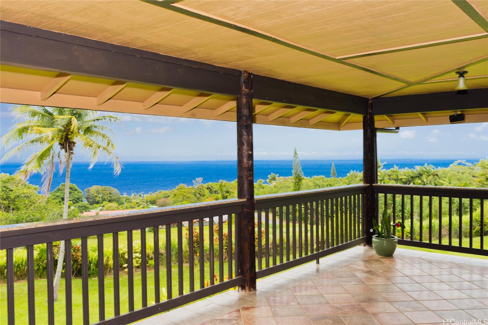 32-56  Piha Kahuku Road Ninole, North Hilo home - photo 2 of 22