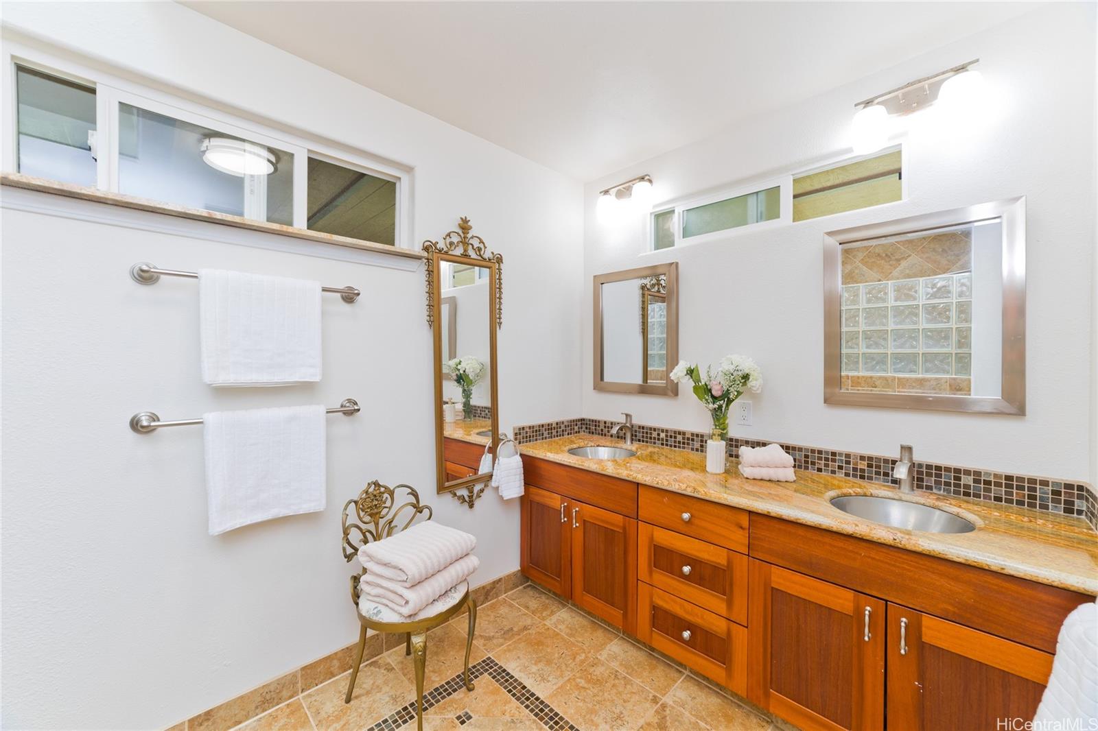 32-56  Piha Kahuku Road Ninole, North Hilo home - photo 11 of 22