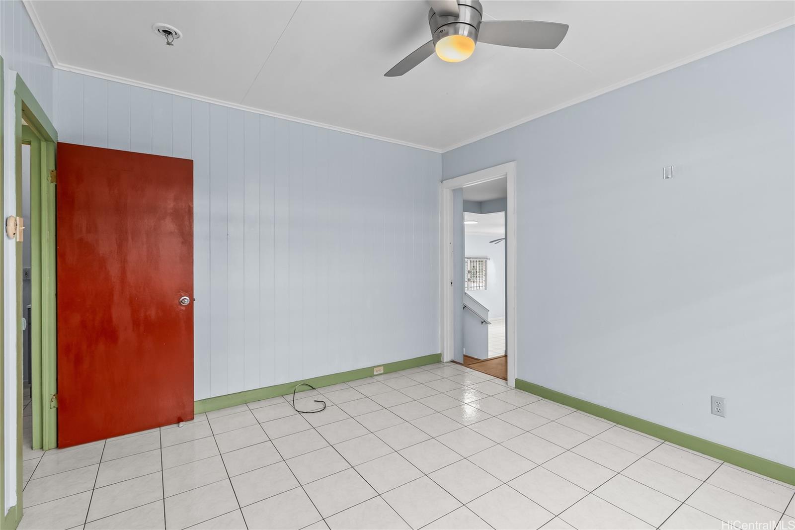 3261  Paliuli Street Kapahulu, Diamond Head home - photo 21 of 25