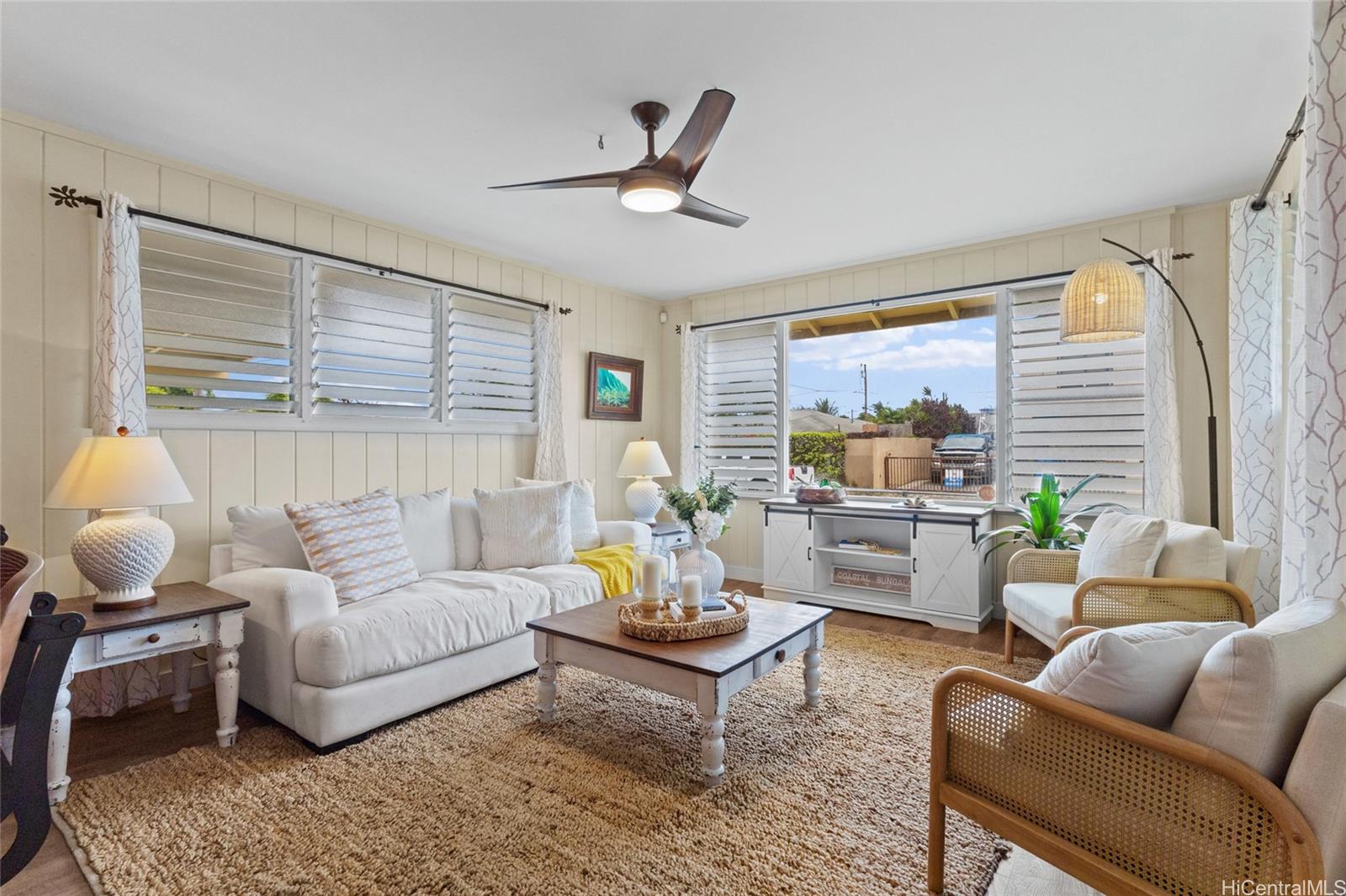 327  Kihapai Street Coconut Grove, Kailua home - photo 8 of 24