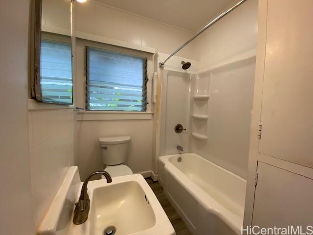 327 Puuhue Place Honolulu - Rental - photo 10 of 16