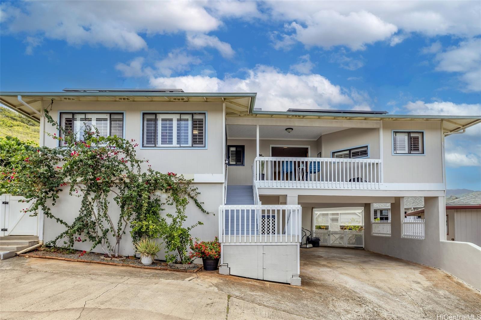 3279  Kehau Place Palolo, Diamond Head home - photo 2 of 25